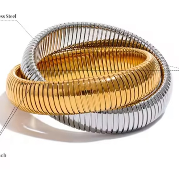 Gold & Silver Spiral Crossover Bracelet | PVD Real Gold Plated Stainless Steel - Picture 4 of 12